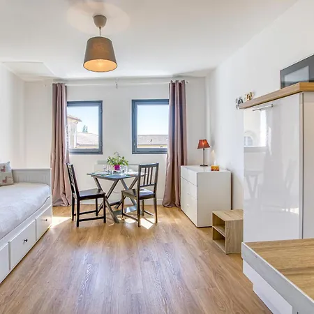 Apartment Pet Friendly Le Chateau-d'Oleron